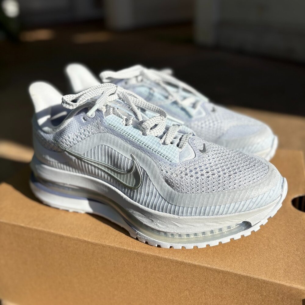 Nike Pegasus Premium Women's Road Running Shoes